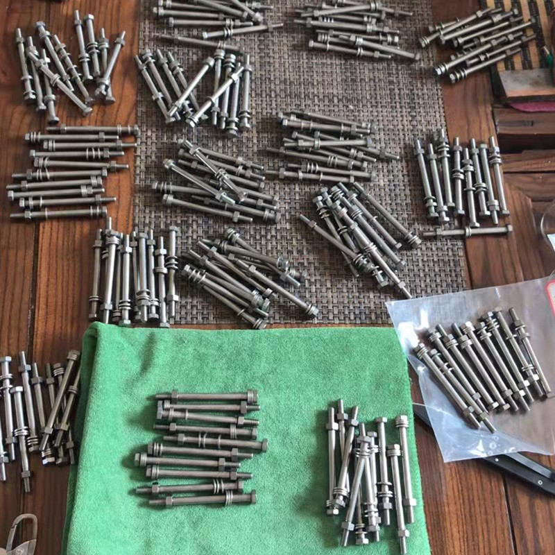 DIN931 Titanium Hexagon screws / Bolts